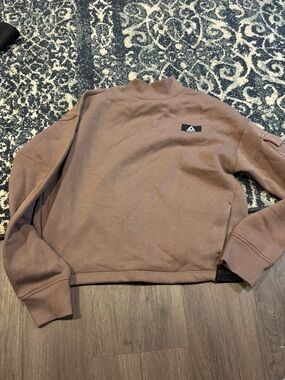 Reebok Women's Taupe Crewneck Sweatshirt with Logo Patch